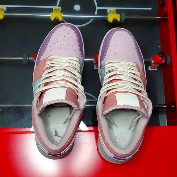 Air Jordan 1 - Picture 5 of 6